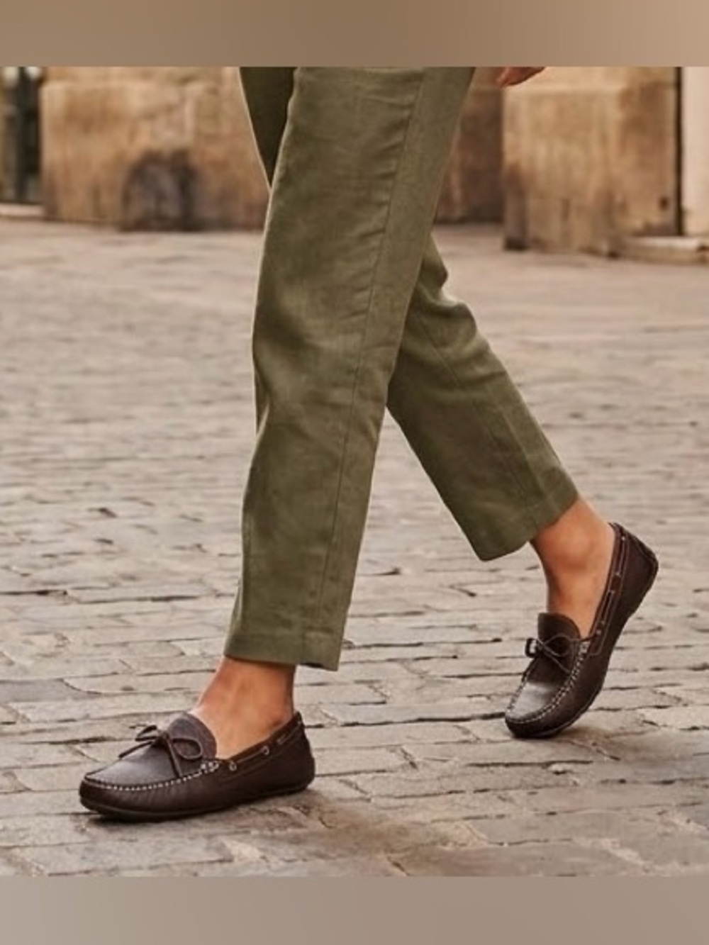 Lands’ End Dark Brown Leather Driving Mocassin Loafers in box, size 8.5